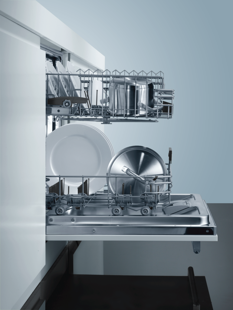 https://assetscdn.loadbee.com/catalogue/n99mswzk5cs85sfy//Images/MCIM00940144_S112_SN66T051EU_rackmatic_Vollauszug.png