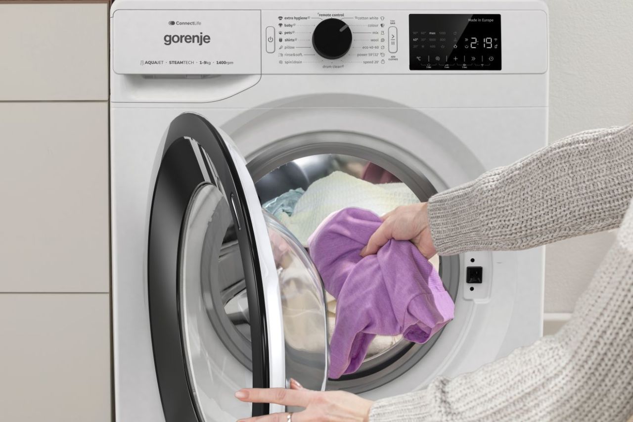 Masina de spalat rufe Gorenje, 7 KG, 1400 RPM, Clasa A, Total Aqua Stop, Wave Active Drum, Extra Hygiene, Power Wash, Quick Wash, Alb, WPNEI74SA1TS 2 f923d6083791ed518a7ee525483ea4e8 279209 2