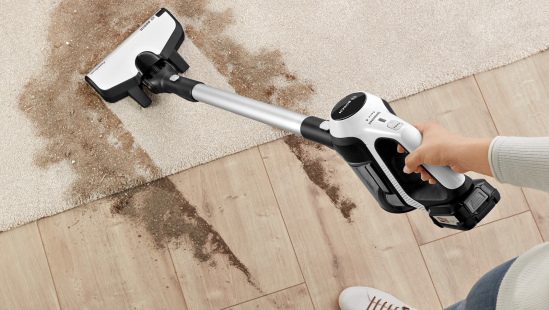 https://assetscdn.loadbee.com/catalogue/stdzsexzpn4nf9e3/Images/MCIM03083820_IC-cordless-EffectiveCleaningPerformance-1600x9000.png
